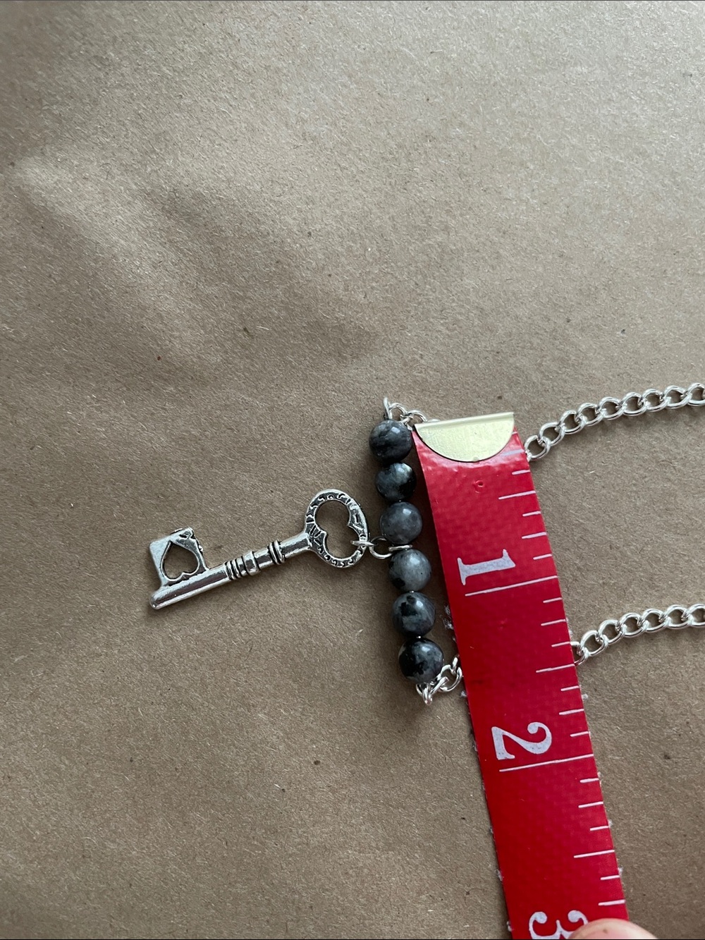 Larvikite black Labradorite round gemstone + key necklace - Picture 7 of 7